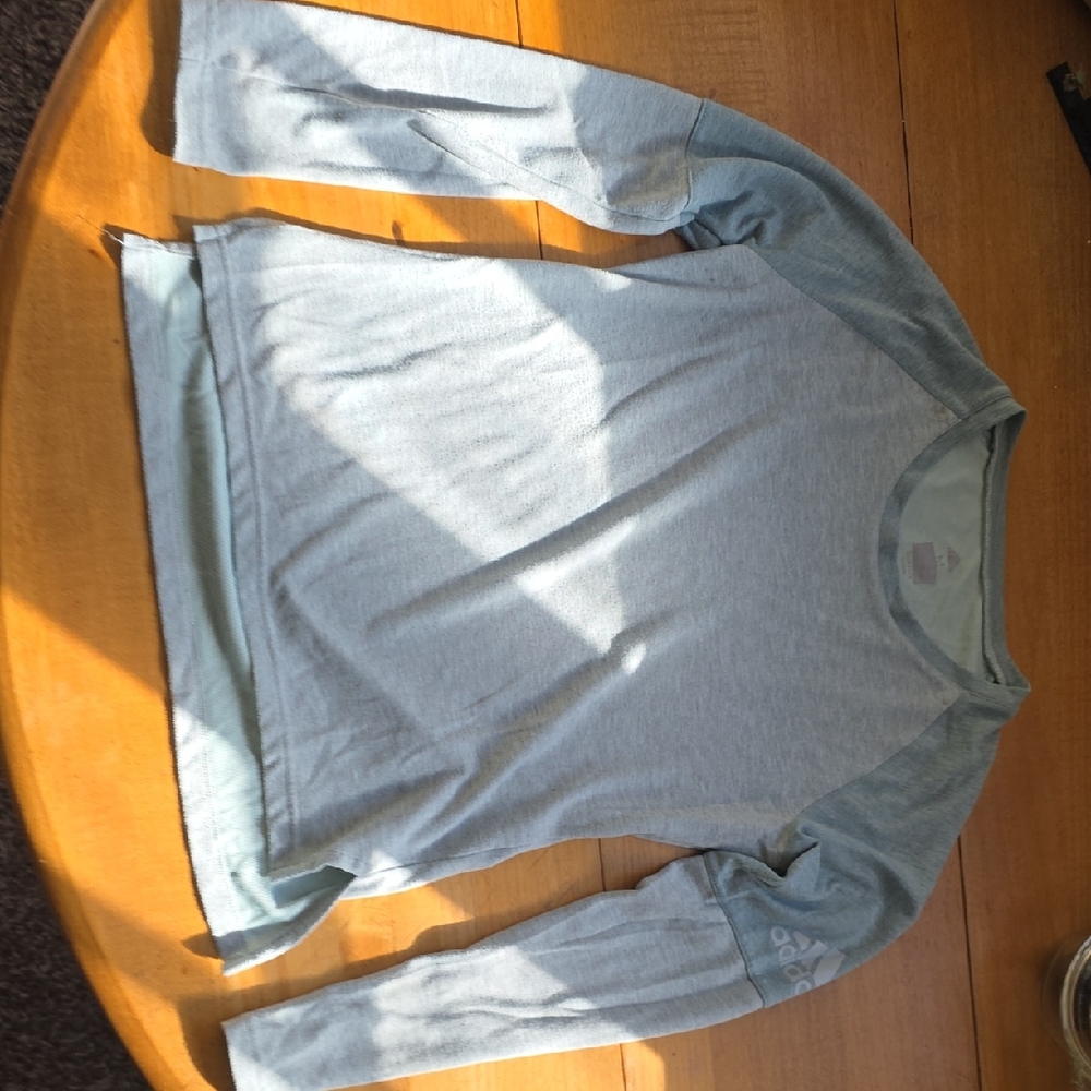 H&M Heather Gray Crew Neck Top